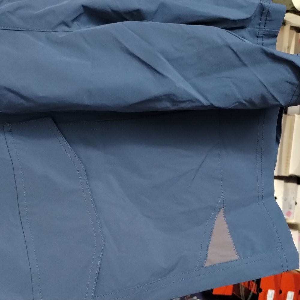 EZRUN Navy Blue Cargo Shorts - Picture 3 of 5